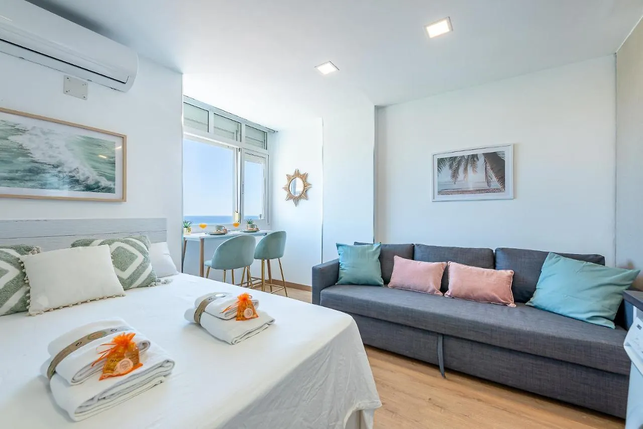 Apartment 797 Holiday Rentals- Estudio En Las Naciones Con Vistas Al Mar Benalmadena
