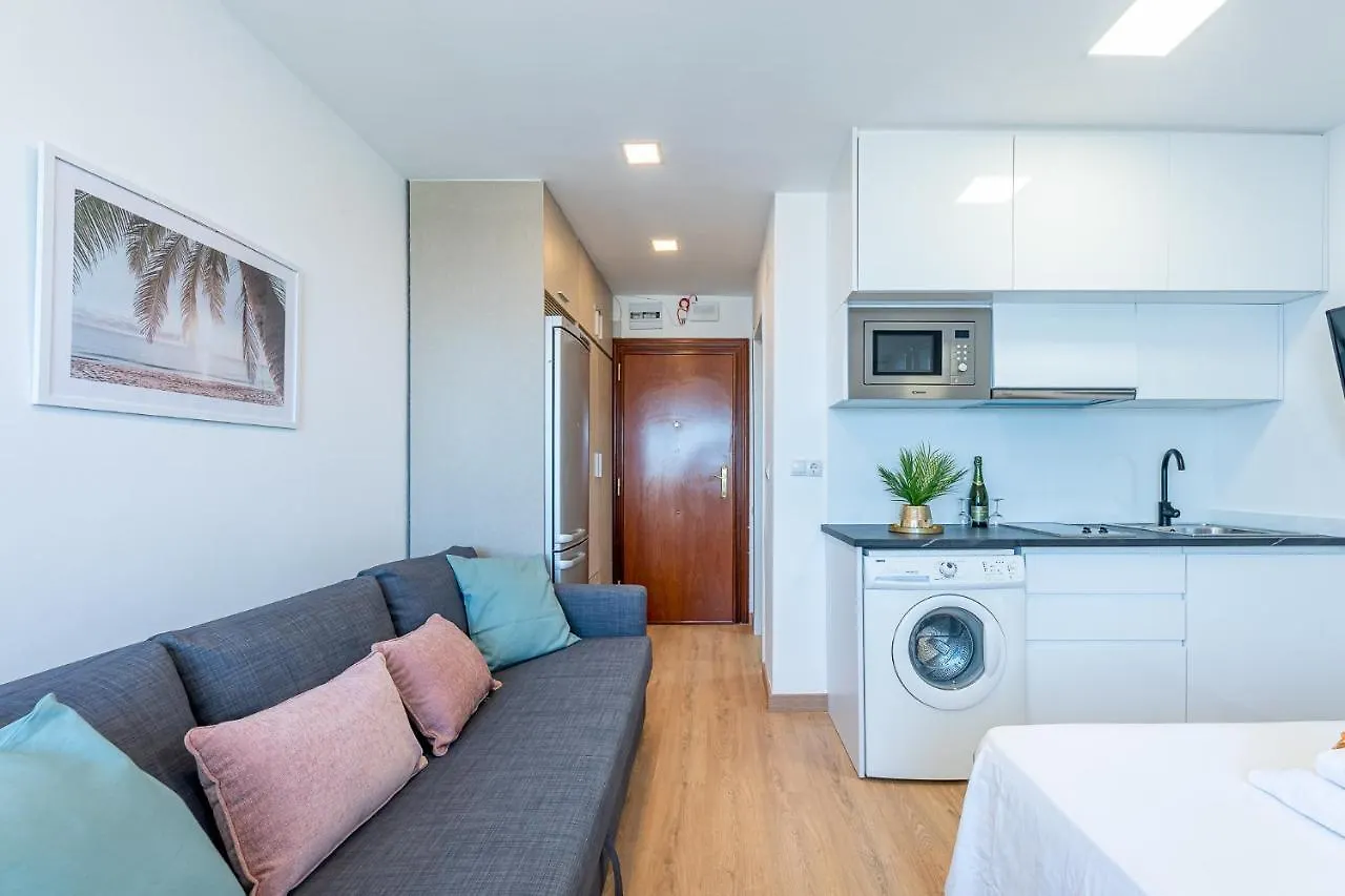 797 Holiday Rentals- Estudio En Las Naciones Con Vistas Al Mar Benalmadena Apartment